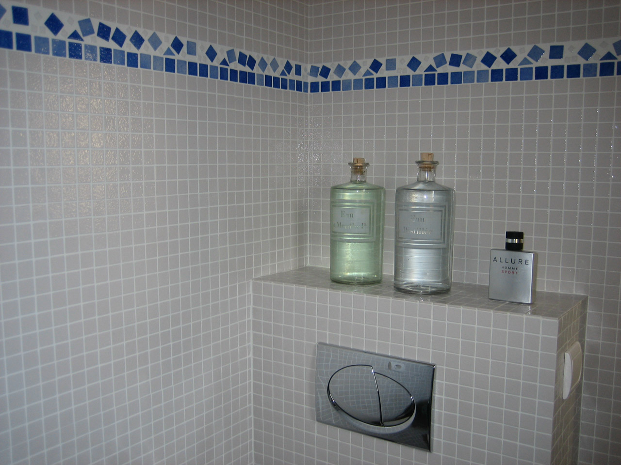 Salle de bain ceramique bleu avec haute qualité images ~ goohey.com